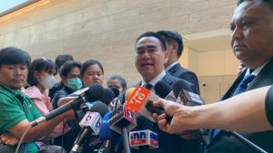“เดชอิศม์” เผย ยังไม่ได้ข้อสรุปใครนั่ง หน.ปชป.คนใหม่ หลังเจ้าตัวมีชื่อติดโผ ย้ำ พรรคต้องเปลี่ยนแบบ 360 องศา