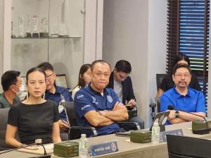 ค่าลิขสิทธิ์ไทยลีกลดฮวบ เหลือ 50 ล้าน - สโมสรชงตั้งบริษัทเอง