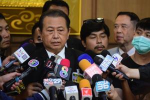 “เสรี” ถก กกต. 2 ชม.ปม “พิธา” ถือหุ้นสื่อไอทีวี จี้เร่งดำเนินการให้เสร็จ หวังลดความขัดแย้งในสังคม