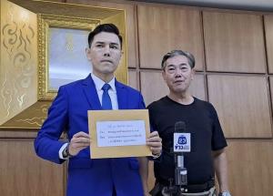 “ทนายอั๋น” บุกพบ ปธ.กกต. จี้เอาผิด “นักร้อง” กล่าวหาเท็จ “พิธา” หวังผลการเมือง จ่อยื่น ปธ.วุฒิฯ สอบ “เสรี” พ้นสมาชิกภาพ ส.ว.
