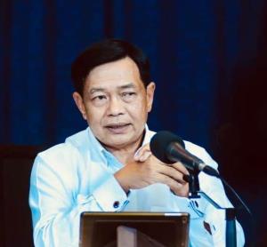 “อลงกรณ์” เชื่อ ปชป.เลือก หน.ราบรื่น พร้อมหนุนปฏิรูปพรรค จี้หยุดล่าชื่อแถลงการณ์ทำแตกแยกไม่จบ