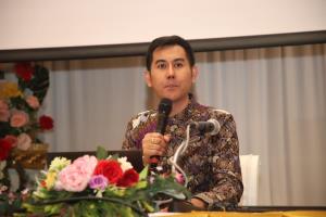 อจ.ราชภัฏสุราษฎร์ฯ ปลุกฝ่ายปชต.จับมือมั่นดัน"พิธา"นั่งนายกฯ