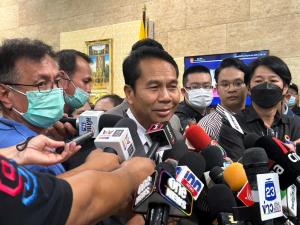 “สุทิน” กังวลเลือกนายกฯ ไม่จบวันนี้ เหตุมีคนเตรียมเสนอเลื่อน ย้ำจุดยืน “เพื่อไทย” อยากโหวตให้จบ