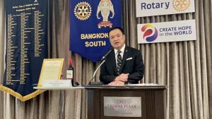 “อนุทิน” มองบวก เชื่อการเมืองไทยจะพบจุดสมดุลหลังเกิดความขัดแย้ง พาไทยสู่เวอร์ชันอัปเกรด .