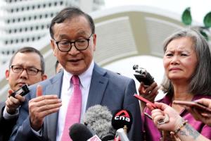 กกต.กัมพูชาตัดสิทธิ ‘สม รังสี’ ลงเลือกตั้ง 25 ปี ฐานเรียกร้องประชาชนทำลายบัตรเลือกตั้ง