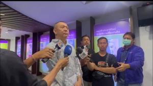 “เฉลิมชัย” กั๊ก ปชป.ร่วม รบ.พท.ย้ำไม่แตะ 112 บอกเป็นฝ่ายค้านก็ได้ หวังผู้ใหญ่ไม่เสียคำพูดประชุมพรรค