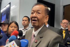"วันนอร์" รอประชุมวิป 3 ฝ่ายเลื่อนโหวตนายกฯ พร้อมฟังผลหารือ 8 พรรค