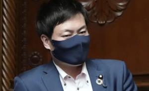รัฐมนตรีญี่ปุ่น&amp;#8203;ลาออก&amp;#8203; ถูกกล่าวหารับสินบน&amp;#8203; บ.พลังงาน
