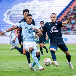 "แบงค็อก" ลูบคมอัด "บุรีรัมย์" 2-0 ซิวเเชมป์ไทยแลนด์ แชมเปี้ยนส์ คัพ