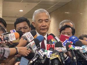 "สุวัจน์" ร่วมคุย พท. มั่นใจตั้งรัฐบาลมีเสถียรภาพ พร้อมช่วยคุย สว.เติมเสียง