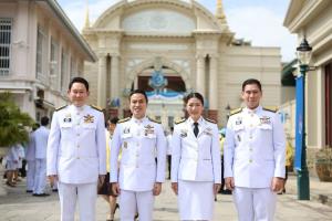 “เอกนัฏ” พร้อมแกนนำ รทสช.ร่วมลงนามถวายพระพรสมเด็จฯ พระบรมราชชนนีพันปีหลวง