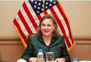 Victoria Nuland เป็นหมอตำแยอีกครั้ง