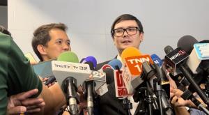 “โรม” ยันยื่นญัตติด่วนทบทวนมติรัฐสภาเพื่อหลักการ ปัดหวังฟื้นชีพ “พิธา” บี้เพื่อไทยตอบแก้ รธน.แค่หาเสียงหรือไม่