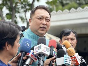 ‘สุชาติ’ย้ำอยู่กับ ‘ลุงตู่’ อยู่แล้ว ไม่ต้องอำลา พร้อมรับมติพรรคหากชวดเก้าอี้ รมต.