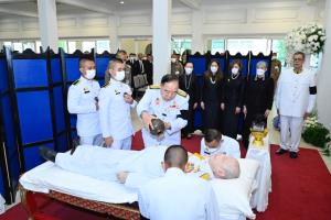 ในหลวงทรงพระกรุณาโปรดเกล้าฯ พระราชทานพระพิธีธรรมสวดพระอภิธรรมในพระราชานุเคราะห์ พล.ต.จารึก