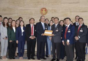 ‘เพื่อไทย’ ชงยื่นร่างแก้ไขกฎหมาย ป.ป.ช.-พ.ร.บ.พิจารณาคดีนักการเมือง เปิดช่องผู้เสียหายฟ้องได้เอง