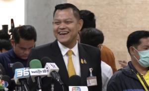 “ธนกร” ชี้ แถลงนโยบายไม่ใช่อภิปรายซักฟอก ขออย่าเพิ่งตีตนไปก่อนไข้ หลังถูกวิจารณ์นโยบายไม่ตรงปก