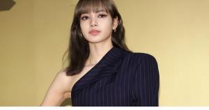 YG งานเข้าหุ้นร่วง 3% หลังมีข่าว "ลิซ่า" ปฏิเสธต่อสัญญา! รีบปัดข่าวยืนยันยังเจรจาอยู่