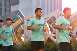 "ชยพิพัฒน์" ขอลุยเต็มที่เพื่อทีมชาติไทย "ช้างศึก" ชุดเอเชียนเกมส์ ซ้อมเข้ม