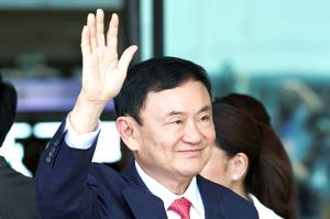“ทักษิณ” นอน รพ. รอพักโทษ-กลับบ้าน !?