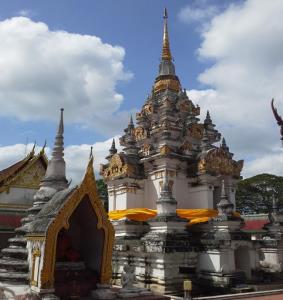 เส้นทางศรีวิชัย : เครือข่ายทางการค้าที่ยิ่งใหญ่ที่สุดในทะเลใต้ยุคโบราณ ตอน มหาราชาธรณินทราชาแห่งราชวงศ์ไศเลนทร์ตอนต้นที่มะธะรัมบนเกาะชวา