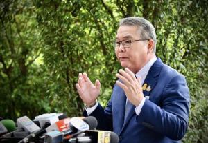 “หมอชัย” โบ้ยสำนักเลขานายกฯ สั่งเวียนรองโฆษกฯ เข้าประชุม ครม.เหตุห้องประชุมเล็กลง