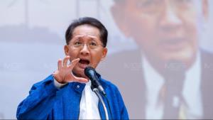 “ธีระชัย” ค้านลดราคาเบนซินแบบภาพรวม ช่วยคนแบบเหวี่ยงแห โดยไม่ปรับโครงสร้างกำไรธุรกิจน้ำมัน