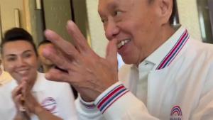 “บิ๊กป๊อด” ปัดตอบสื่อ งานสัมมนา พปชร.เหตุติดงานตรวจเยี่ยมอุทยาน