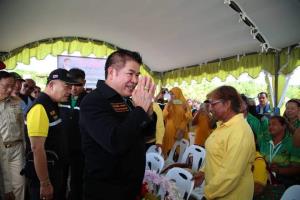 “ธรรมนัส” เผย นายกฯ เล็งดึงแรงงานไทยกลับจากอิสราเอลทำงาน พร้อมสั่งกระตุ้นเร่งปราบหมูเถื่อน