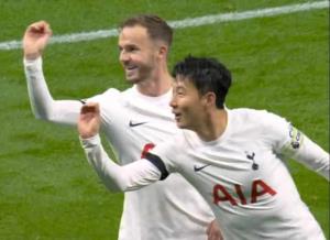 สเปอร์สยังเเกร่งเปิดบ้านอัดฟูเเล่ม 2-0 กลับขึ้นนำจ่าฝูงพรีเมียร์