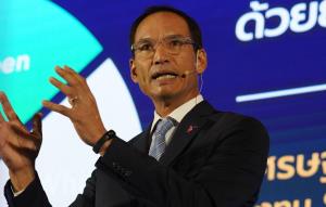 "กรณ์" เตือนรัฐบาลคิดให้ดีกู้เงิน ตปท. ชี้ไม่ใช่จังหวะที่เหมาะสม