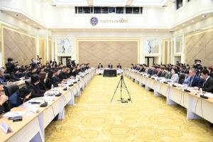 “ภูมิธรรม”สั่งการพาณิชย์จังหวัด-ทูตพาณิชย์ ผนึกกำลังขายสินค้าไทย