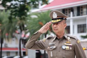 ผบ.ตร.ยัน ยังไม่วิสามัญ “เสี่ยแป้ง” วอนญาติพามอบตัว