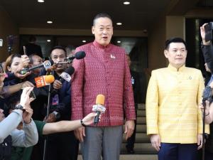 “เศรษฐา” ปัดตอบ หลังกองทัพเรือ ถาม ออส.เรื่องเรือดำน้ำ ชี้ เป็นไปตามที่ ผบ.ทร.บอก