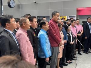 “เศรษฐา” ย้ำปราบ “หมูเถื่อน” ต้องสาวถึงตัวการใหญ่ ส่วนคดีหุ้นฉาว บ.สตาร์ค-มอร์ ขยายผลแล้ว