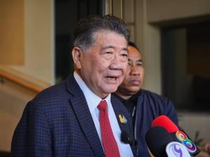 "ภูมิธรรม" เผย กก.ศึกษาฯจ่อชงแก้กม.ประชามติ ขัดแย้งให้ศาลรธน.ตีความ ยึดไทม์ไลน์เดิมสรุปก่อนสิ้นปี