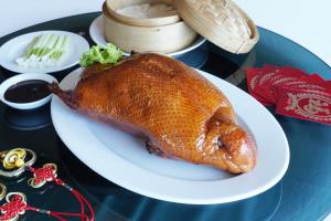 บอกรักพ่อให้อิ่มเอมกับบุฟเฟ่ต์อาหารจีนเลิศรส