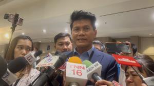 “สาธิต” ลา ปชป.ตาม “มาร์ค” แจง 4 เหตุผล อุดมการณ์พรรคเปลี่ยนไปมาก เผยอาจมีเลือดไหลอีก