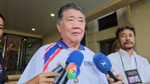 “ภูมิธรรม” ปัดแสดงความเห็น “เฉลิมชัย” นั่งหัวหน้าพรรคประชาธิปัตย์คนใหม่ ไม่รู้จักเป็นการส่วนตัว ยัน ปชป.ไม่ใช่เครื่องต่อรองพรรคร่วมรัฐบาล