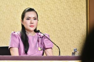 ครม.ไฟเขียวตั้ง "ชาติชาย  พยุหนาวีชัย" เป็นข้าราชการการเมือง ที่ปรึกษารมว.พม.