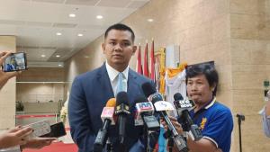 “ชัยชนะ” จี้นายกฯ เร่งนำร่างงบฯ ปี 67 เข้าสภา หวั่นล่าช้าชนพิจารณางบฯ 68 อีก