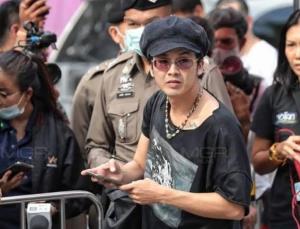 ศาลอาญาเลื่อน"เเอมมี่"ฟังคำวินิจฉัยข้อหา"วางเพลิง"ขัด รธน.หรือไม่ 15 ม.ค.นี้