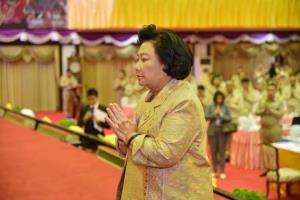 “พวงเพ็ชร” ชวนรับน้ำมนต์ประทานจากสังฆราช และ “สวดมนต์ข้ามปี“ พุทธมณฑลจัดใหญ่