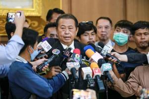 “เสรี” แย้มมี ส.ว.หนุนขออภิปรายรัฐบาล 4 เดือน ไร้ผลงานรูปธรรม ลั่นทิ้งทวนทำหน้าที่เพื่อประโยชน์ เคาะพรุ่งนี้