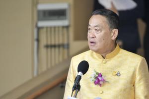 “เศรษฐา” สั่งไม่ต่ออายุ ขรก.เกษียณ เปิดทางคนอื่น พรุ่งนี้นัดคุยผู้ว่าฯ ธปท. หัวเราะวันเด็กไร้ไดโนเสาร์