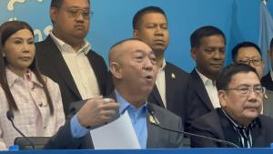 “เสี่ยต่อ” เดือด! ตะเพิด “ติ๊งต่าง” จี้หยุดอ้างเป็นแม่ยก ปชป. ซัดโชว์โง่โพสต์ภาพหารือ ปธ.หอการค้าจีน หวังโยง “เฮียเก้า”