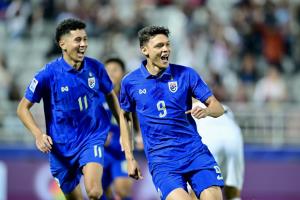 "ศุภชัย" เหมาสอง "ช้างศึก" ประเดิมสวยอัด "คีร์กีซสถาน" 2-0 บอลเอเชียน คัพ