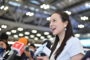 "มาดามแป้ง" แฮปปี้ "ช้างศึก" เก็บชัย ขอบคุณโค้ช-นักเตะ ช่วยทำให้คนไทยมีความสุข