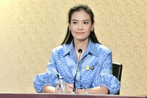 “รัดเกล้า” เผย กระทรวงพลังงานติดตามสถานการณ์น้ำมันเชื้อเพลิงอย่างต่อเนื่อง ไม่ให้ขาด ชี้ รัฐบาลมีแผนรองรับ ปี 67 สำรองน้ำมันดิบเหมาะสม