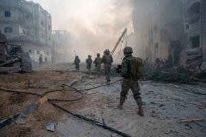 โหดไม่เลิก! อิสราเอลโจมตีชาวปาเลสไตน์ขณะต่อแถวรับอาหาร ปลิดชีพ 20 ราย บาดเจ็บ 150 คน